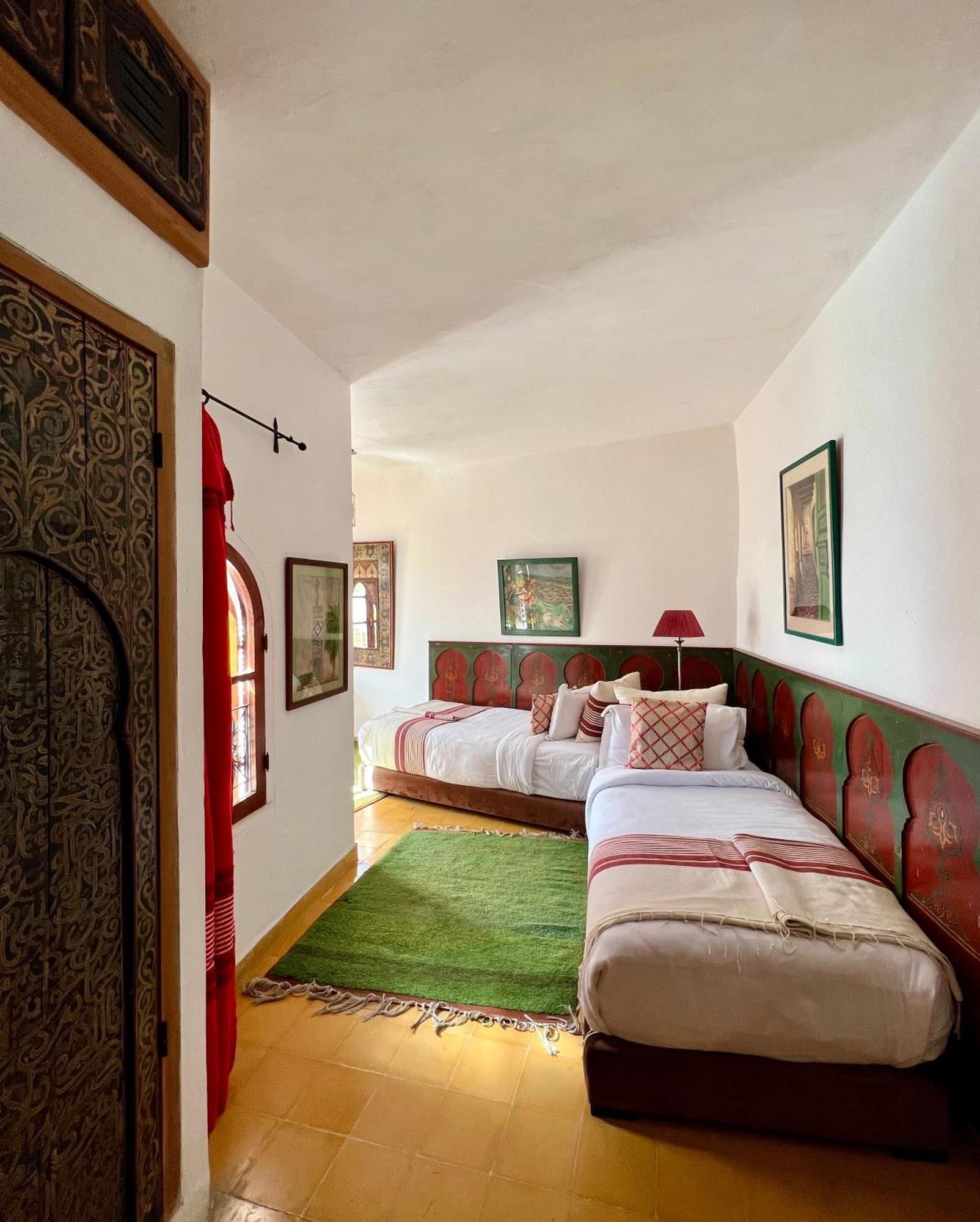 Riad Oasis D'อซิลาห์ ภายนอก รูปภาพ