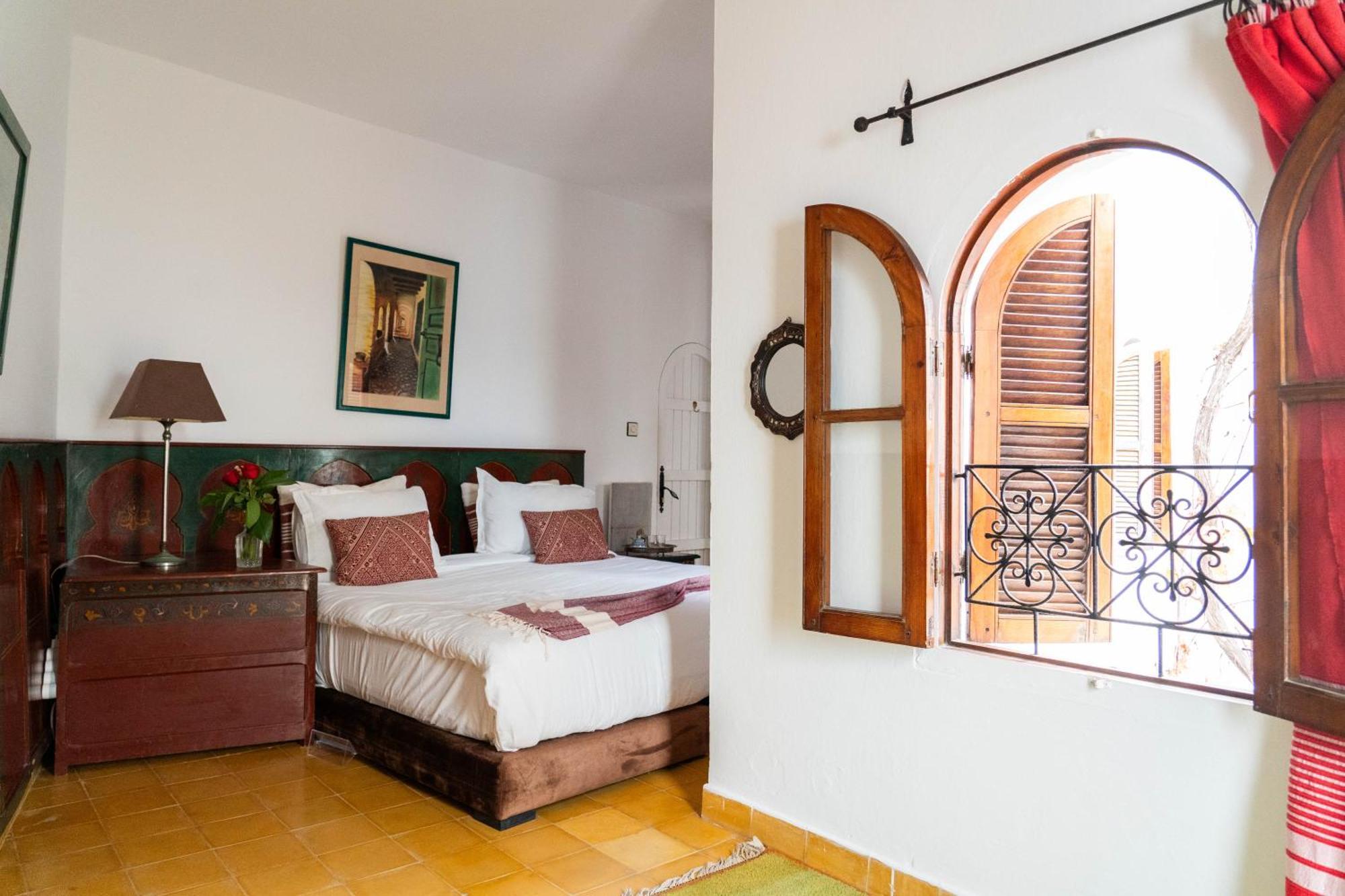 Riad Oasis D'อซิลาห์ ภายนอก รูปภาพ
